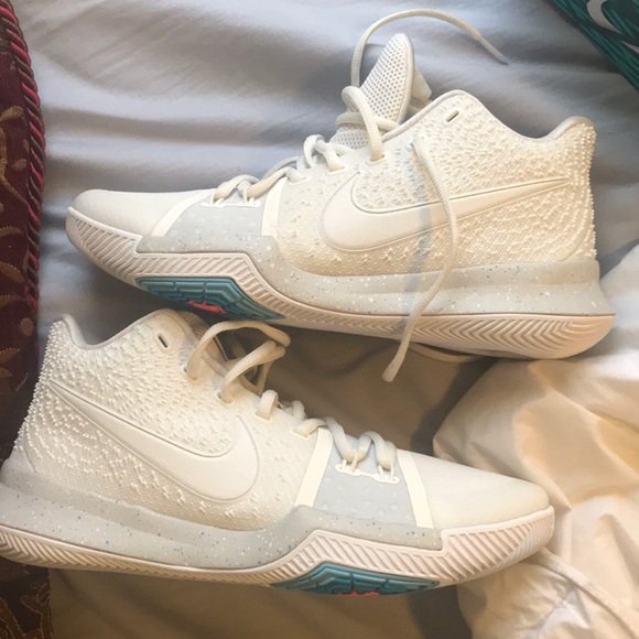Kyrie 3 Ivory - Picture 3 of 8